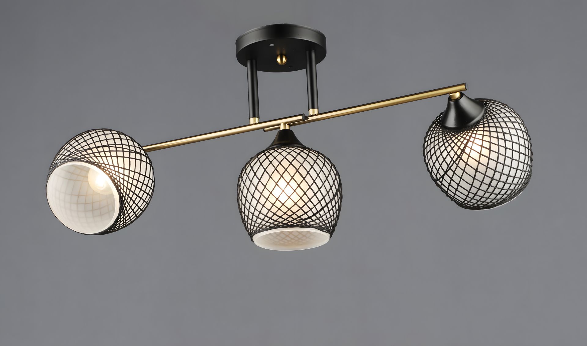 Люстра з трьома плафонами A4436/3 Люстра з трьома плафонами A4436/3