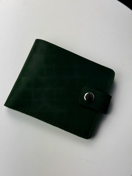 Мужской кожаный кошелек зеленого цвета
