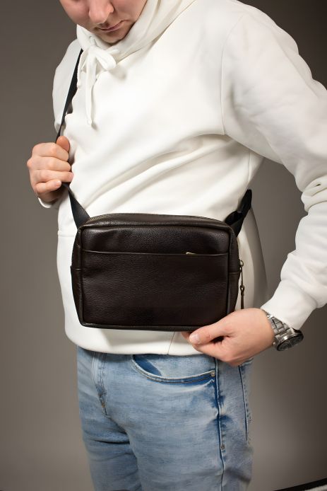 Шкіряна сумка на пояс із натуральної шкіри, кроссбоді бананка SKILL Smart (коричнева)