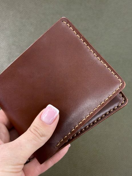 Чоловічий біфолд гаманець ручної роботи з натуральної шкіри Sandal коричневий