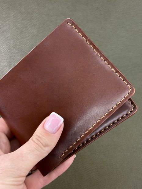 Чоловічий біфолд гаманець ручної роботи з натуральної шкіри Sandal коричневий