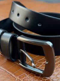 Чоловічій ремінь з натуральної шкіри чорний