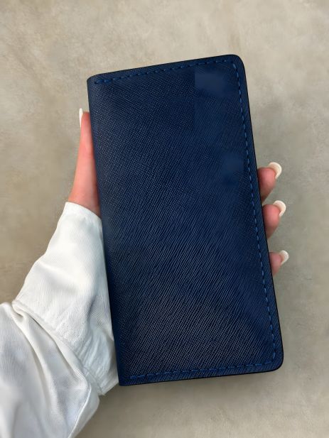 Портмоне чоловіче ручної роботи з натуральної шкіри Saffiano синій Портмоне чоловіче ручної роботи з натуральної шкіри Saffiano синій