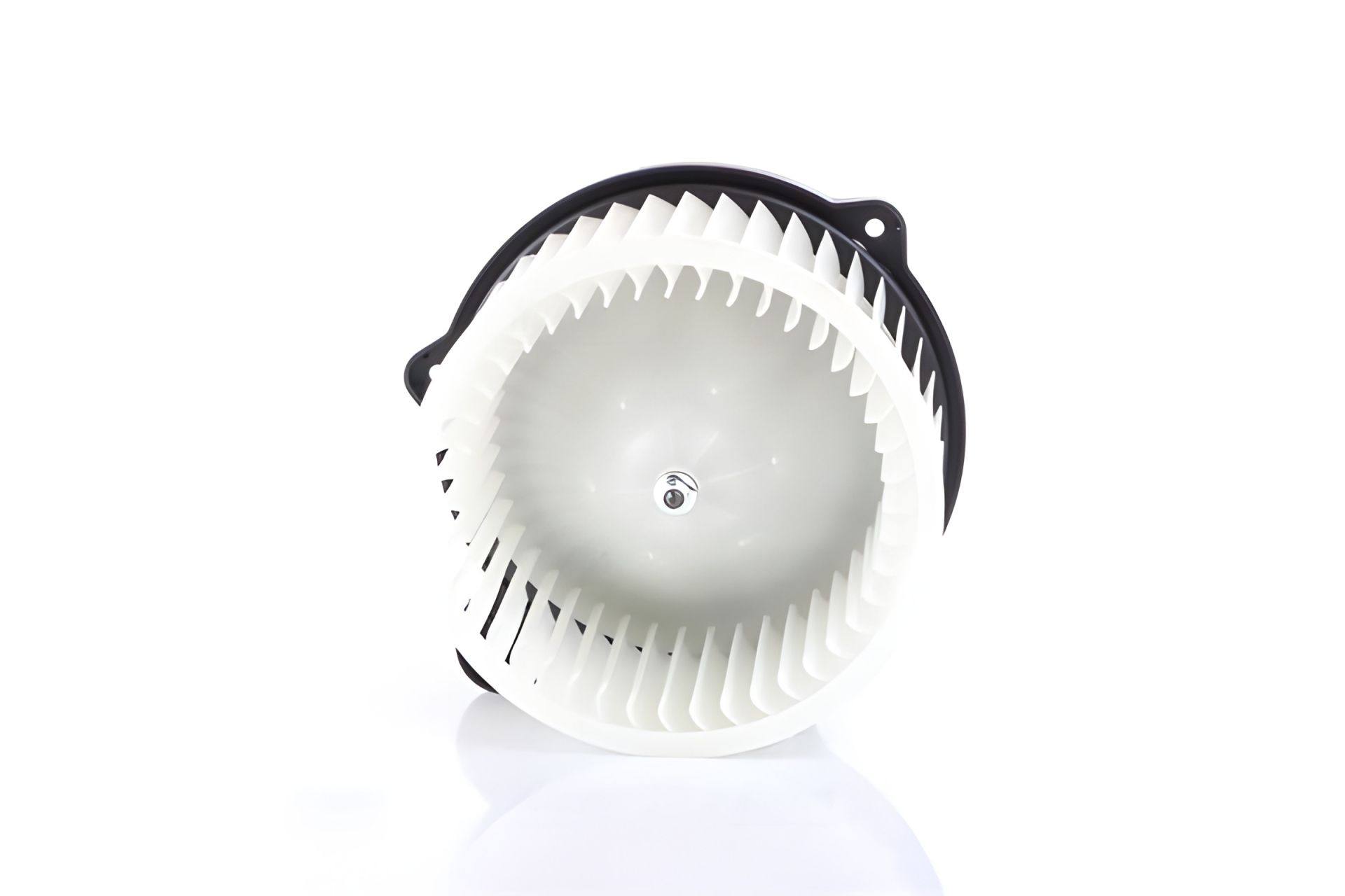 Обігрівач салону HYUNDAI i30, KIA Carens, HYUNDAI Elantra, NISSENS (87564) Обігрівач салону HYUNDAI i30, KIA Carens, HYUNDAI Elantra, NISSENS (87564)