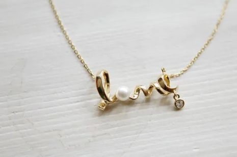 Кулон Подвеска с надписью Love сердце с жемчугом
