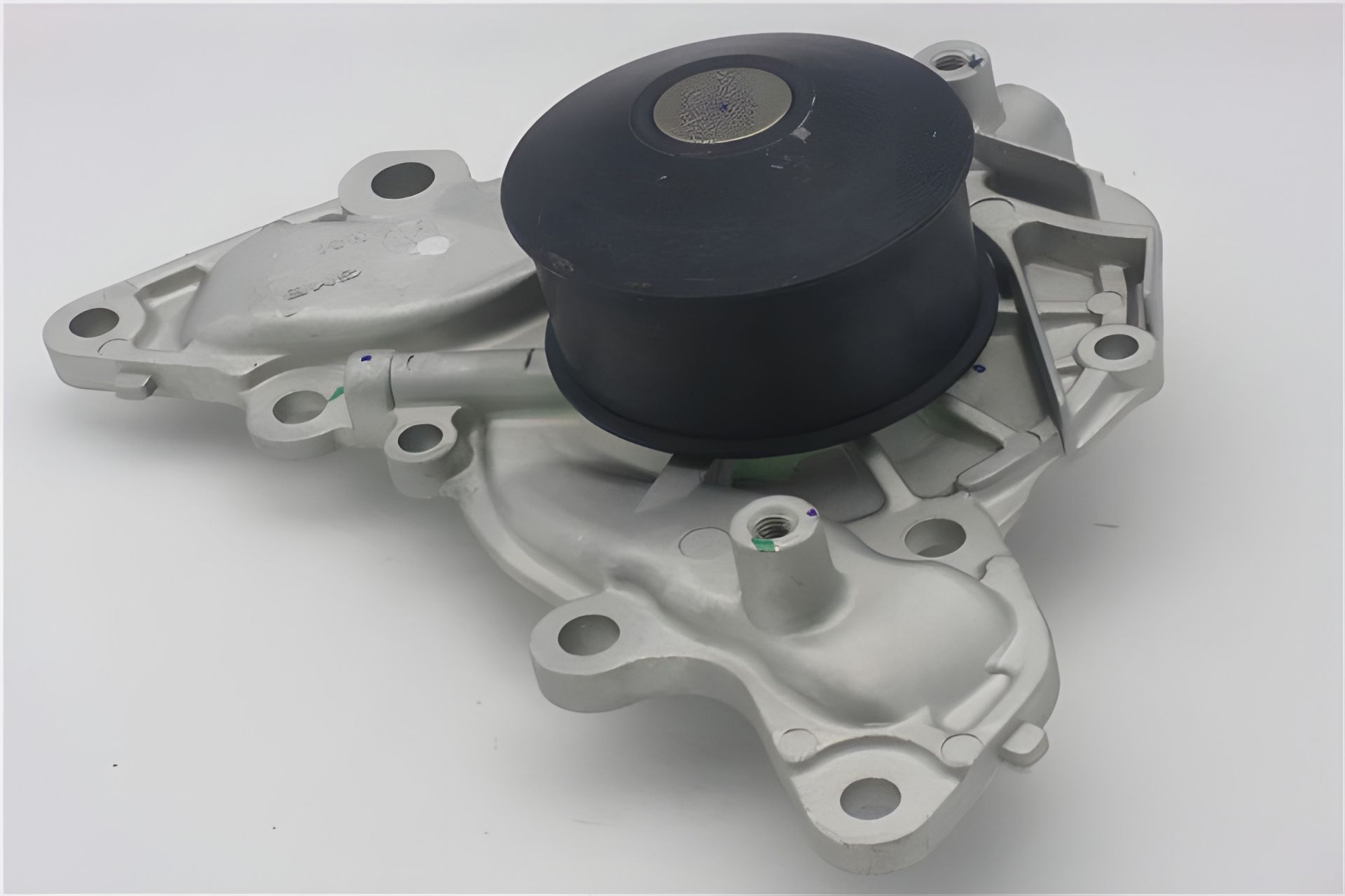 Водяний насос для DODGE STRATUS, CHRYSLER CIRRUS, MITSUBISHI GALANT, GMB (GWM51A) Водяний насос для DODGE STRATUS, CHRYSLER CIRRUS, MITSUBISHI GALANT, GMB (GWM51A)