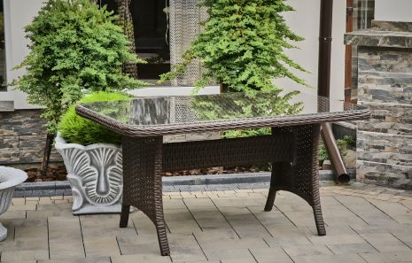 Садовий Амелія стіл зі штучного ротангу та скляною стільницею