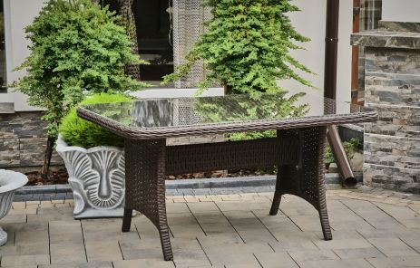 Садовий Амелія стіл зі штучного ротангу та скляною стільницею