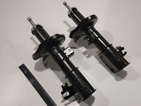 Амортизатор передній Tacuma (масло), TRW (JGM1341T) 2 шт. Амортизатор передній Tacuma (масло), TRW (JGM1341T) 2 шт.