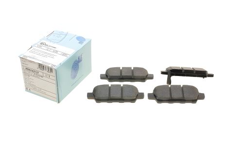 Комплект дисковых тормозных колодок RENAULT KOLEOS, NISSAN ROGUE, BLUE PRINT (ADN142137)