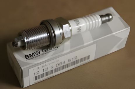 Зажигания свеча BMW 1/3/X1 (12129064619) Зажигания свеча BMW 1/3/X1 (12129064619)