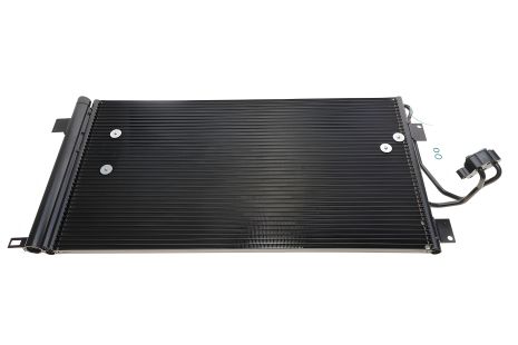 Конденсор кондиционера, радиатор AUDI Q7, VW TOUAREG, NRF (35639) Конденсор кондиционера, радиатор AUDI Q7, VW TOUAREG, NRF (35639)