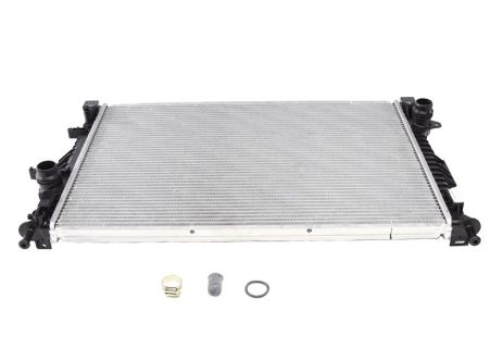 Радіатор охолодження двигуна LAND ROVER, FORD MONDEO, NRF (53811)