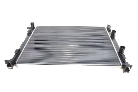 Охлаждающий радиатор двигателя RENAULT MEGANE, NRF (58327) Охлаждающий радиатор двигателя RENAULT MEGANE, NRF (58327)