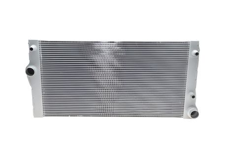 Двигательный радиатор охлаждения BMW 6, NRF (53817)