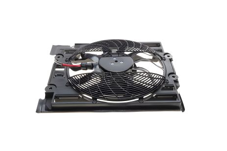 Радиаторный вентилятор охлаждения BMW 5, NRF (47211)