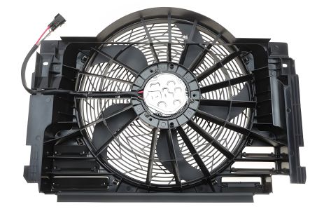 Охлаждающий вентилятор радиатора BMW X5, NRF (артикул 47218)