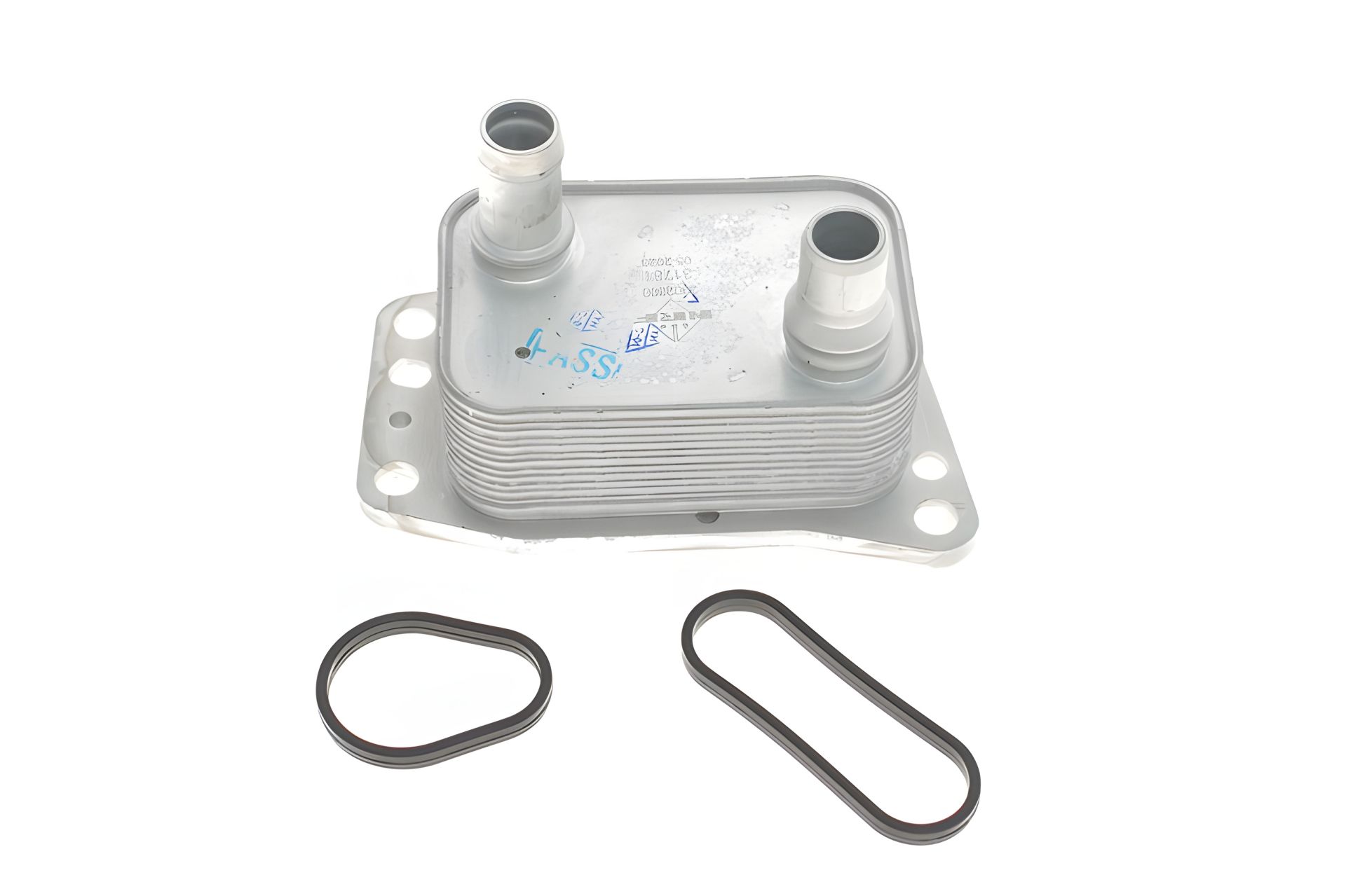 Масляний радіатор двигуна для VAUXHALL VIVARO та OPEL GRANDLAND від NRF, модель 31781 Масляний радіатор двигуна для VAUXHALL VIVARO та OPEL GRANDLAND від NRF, модель 31781