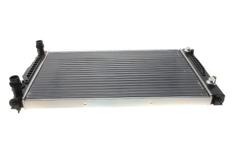 Радіатор охолодження двигуна для SKODA SUPERB, VW PASSAT, NRF (529504A)