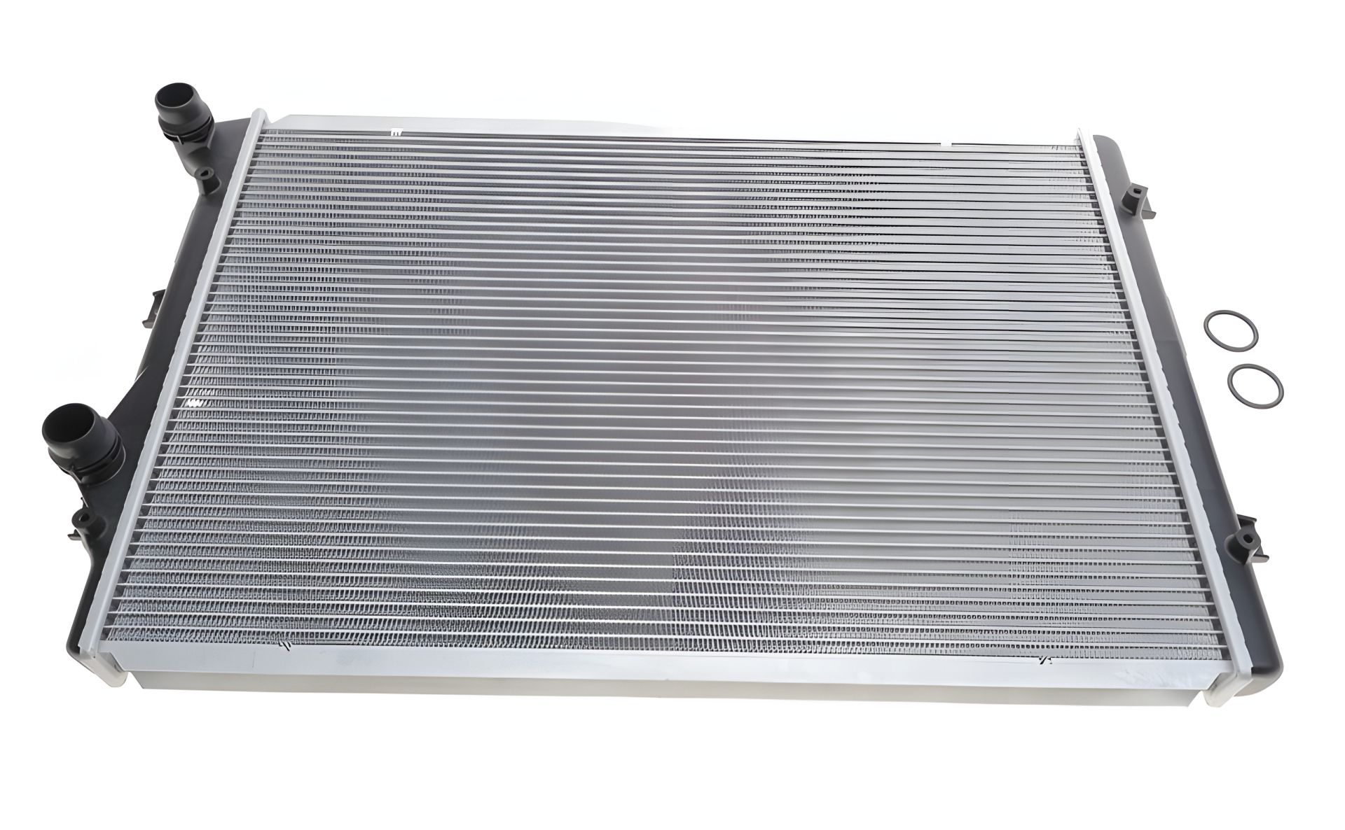 Радиатор охлаждения двигателя AUDI A3 09/2004 (NRF) Радиатор охлаждения двигателя AUDI A3 09/2004 (NRF)