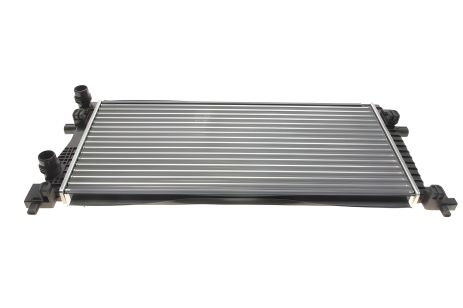 Радиатор охлаждения двигателя для SKODA OCTAVIA, AUDI Q2, NRF (58438)