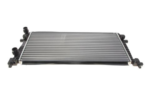 Радиатор охлаждения двигателя SKODA OCTAVIA, AUDI Q2, NRF (58438)