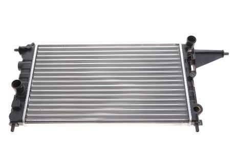 Двигательный радиатор охлаждения VAUXHALL CAVALIER, OPEL VECTRA, NRF (58775)
