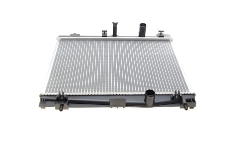 Охолодження радіатор двигуна TOYOTA YARIS, NRF (53533)