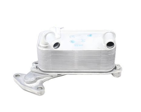 Радиатор масляный двигателя VW PASSAT, SKODA SUPERB NRF (31264) Радиатор масляный двигателя VW PASSAT, SKODA SUPERB NRF (31264)