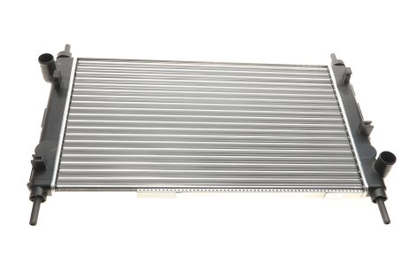 Радиатор двигателя FORD MONDEO, NRF (509528A) Радиатор двигателя FORD MONDEO, NRF (509528A)