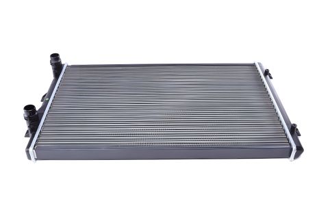 Двигунний радіатор SEAT ALTEA, AUDI TT, NRF (53816A) Двигунний радіатор SEAT ALTEA, AUDI TT, NRF (53816A)