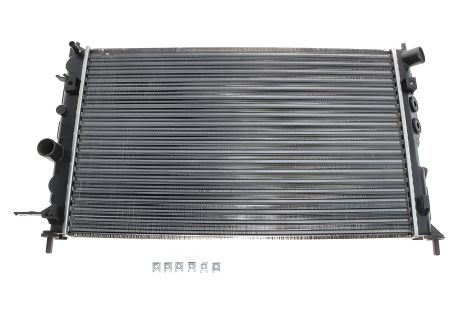 Радіатор охолодження двигуна для VAUXHALL VECTRA, OPEL VECTRA, NRF (50563A) Радіатор охолодження двигуна для VAUXHALL VECTRA, OPEL VECTRA, NRF (50563A)