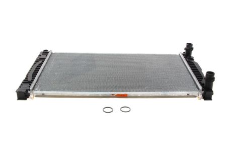 Радіатор охолодження двигуна SKODA SUPERB, VW PASSAT, NRF (56127) Радіатор охолодження двигуна SKODA SUPERB, VW PASSAT, NRF (56127)