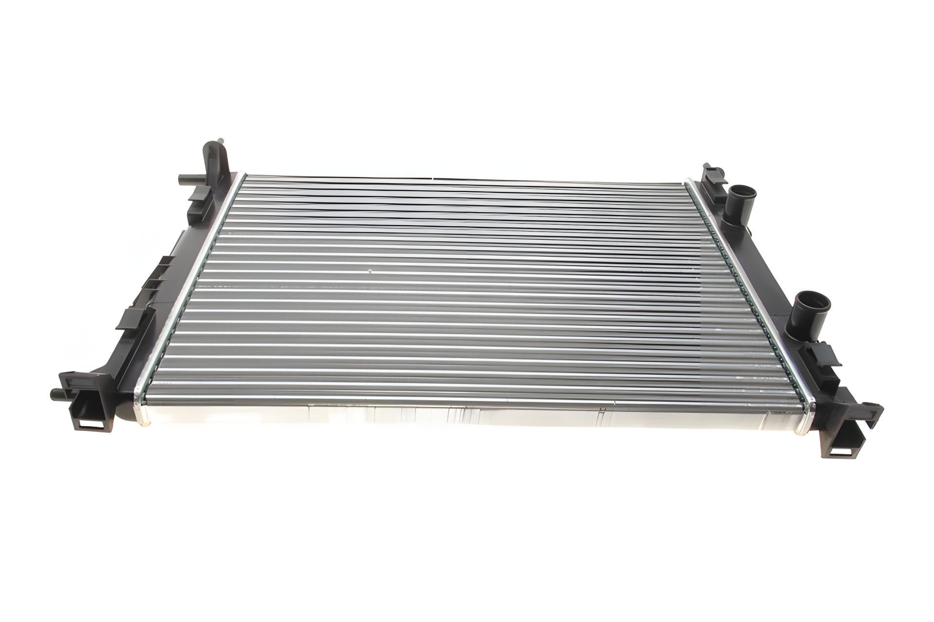 Охолоджувальний радіатор двигуна RENAULT Scenic 1.6 03- (вир-во NRF) Охолоджувальний радіатор двигуна RENAULT Scenic 1.6 03- (вир-во NRF)