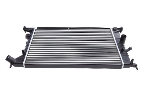 Радіатор двигуна охолодження OPEL Vectra 95- (NRF)