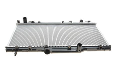 Двигуна охолодження радіатор TOYOTA CARINA, NRF (517590) Двигуна охолодження радіатор TOYOTA CARINA, NRF (517590)