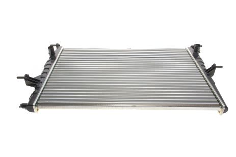 Охолодження двигуна радіатор RENAULT SCÉNIC, NRF (53965) Охолодження двигуна радіатор RENAULT SCÉNIC, NRF (53965)