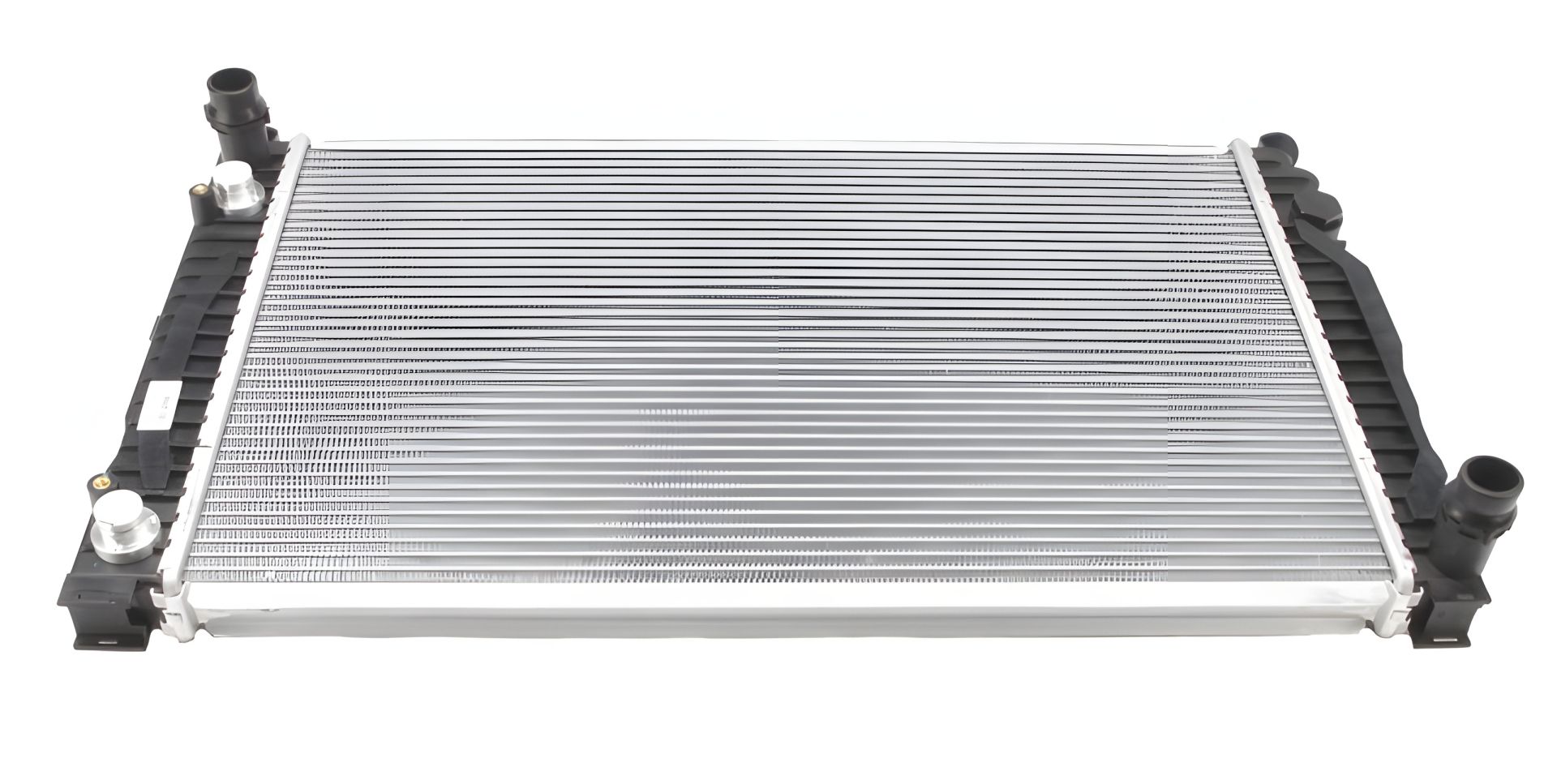 Радиатор двигателя для SKODA SUPERB, VW PASSAT, NRF (519504) Радиатор двигателя для SKODA SUPERB, VW PASSAT, NRF (519504)