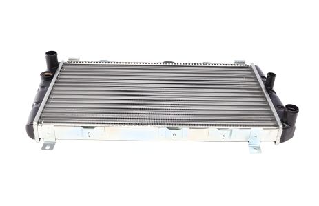 Радиатор двигателя SKODA 130 88- (NRF)