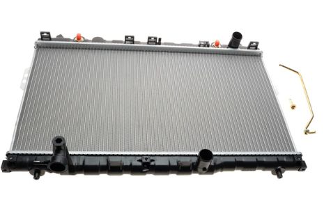 Радіатор охолодження двигуна HYUNDAI SANTA, NRF (53646)