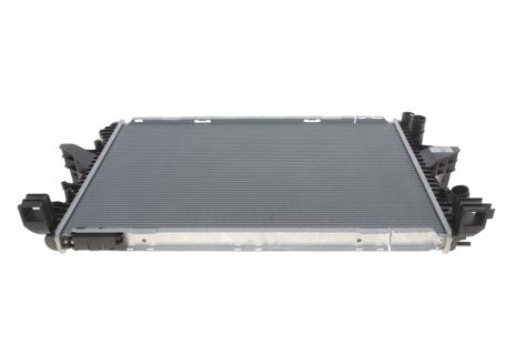 Радіатор охолодження двигуна VW CALIFORNIA, NRF (53796) Радіатор охолодження двигуна VW CALIFORNIA, NRF (53796)