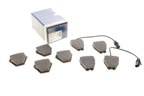 Комплект тормозных колодок, дисковый тормоз VW PASSAT, AUDI ALLROAD, BOSCH (0986424690)