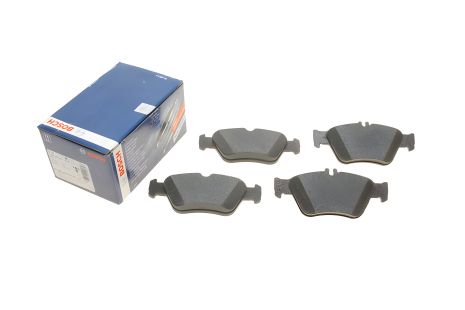 Комплект гальмівних колодок для дискового гальма MERCEDES-BENZ E-CLASS, BOSCH (0986494002) Комплект гальмівних колодок для дискового гальма MERCEDES-BENZ E-CLASS, BOSCH (0986494002)