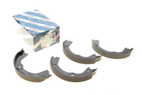 Комплект гальмівних колодок, гальмо стоянки KIA SORENTO, HYUNDAI SANTA FE, BOSCH (0986487776)