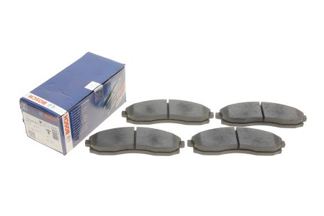 Дисковые тормозные колодки комплект HYUNDAI LANTRA, MITSUBISHI L 200, BOSCH (0986424340) Дисковые тормозные колодки комплект HYUNDAI LANTRA, MITSUBISHI L 200, BOSCH (0986424340)