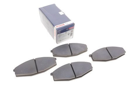 Дисковые тормозные колодки NISSAN PATROL, комплект BOSCH (0986468630)