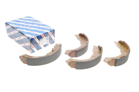 Тормозные колодки в комплекте для MITSUBISHI L 200, BOSCH (0986487758)