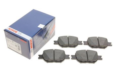 Комплект тормозных колодок, дисковый тормоз TOYOTA OPA, BOSCH (0986424808)