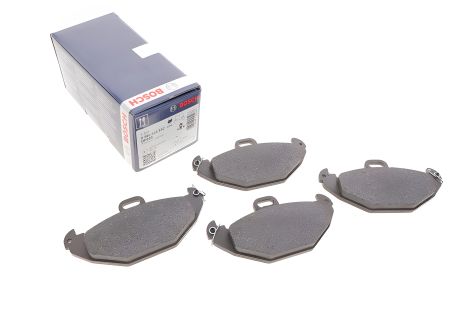 Тормозные дисковые колодки комплект RENAULT LAGUNA, BOSCH (0986424532) Тормозные дисковые колодки комплект RENAULT LAGUNA, BOSCH (0986424532)