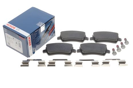 Премиум комплект тормозных колодок для LAND ROVER, FORD S-MAX, BOSCH (0986494213) Премиум комплект тормозных колодок для LAND ROVER, FORD S-MAX, BOSCH (0986494213)